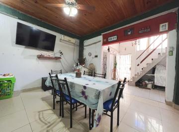 PH · 39m² · 5 Ambientes · PH 5amb. Interno en Venta. avellaneda Permuta!