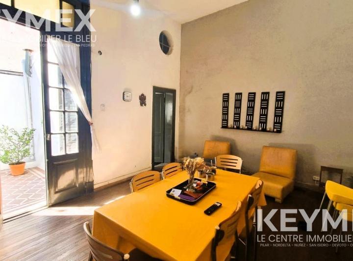 PH · 206m² · 10 Ambientes · 1 Cochera