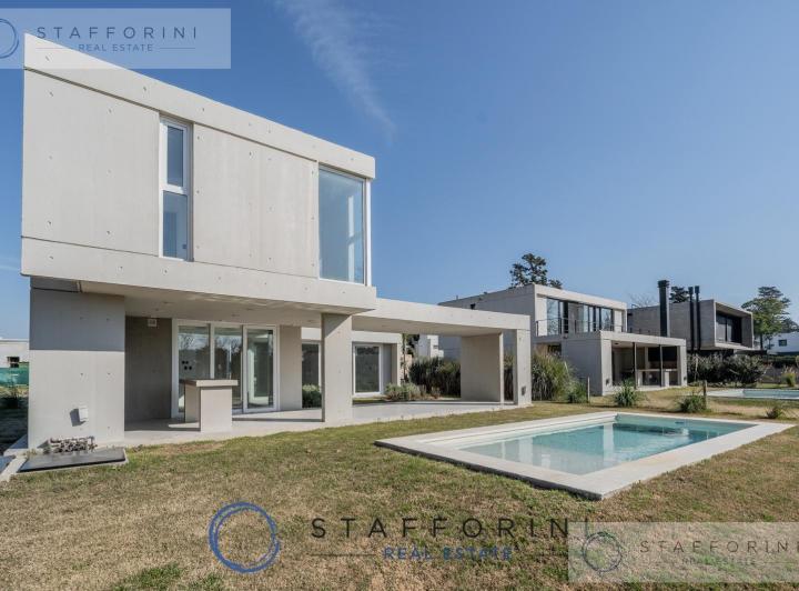 Casa · 150m² · 4 Ambientes