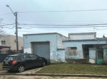 Casa · 90m² · 4 Ambientes · 1 Cochera · Venta de Casa en City Bell