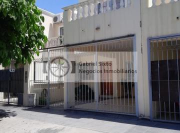 Casa · 120m² · 7 Ambientes · 1 Cochera · Alquiler Duplex Villa Nueva, Impecable Cochera Techada 3dorm 2 Bñ