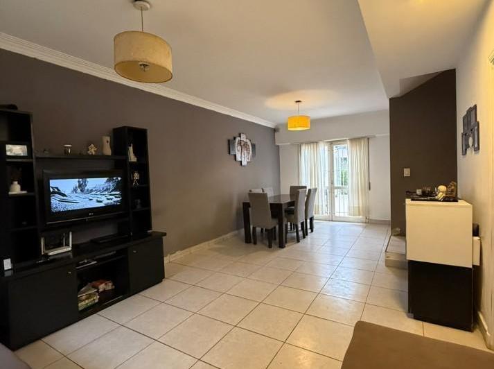 Departamento · 80m² · 3 Ambientes · 1 Cochera
