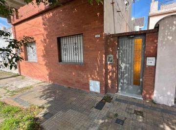 PH · 64m² · 4 Ambientes · Venta de PH Al Frente 3 Amb con Terraza y Lavadero