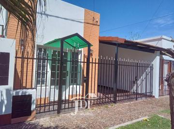 Casa de 4 ambientes, Ciudad de Santa Fe · Venta Casa Barrio Maria Selva