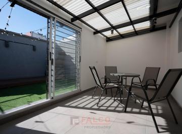 PH · 80m² · 4 Ambientes · PH en Parque Chacabuco - 4 Ambientes con Terraza Propia y Parrilla - Sin Expensas