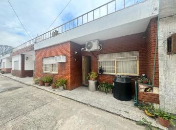 Casa · 90m² · 3 Ambientes · 1 Cochera · Casa - Saladillo
