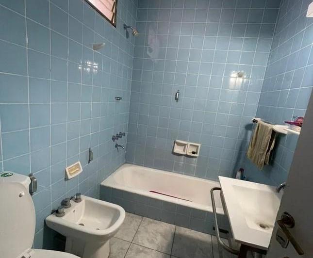 Casa · 189m² · 7 Ambientes · 1 Cochera