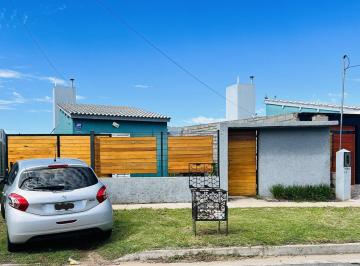 Casa · 75m² · 3 Ambientes · Alquilo Casa 2 Dorm. en B° Marquez de Sobremonte
