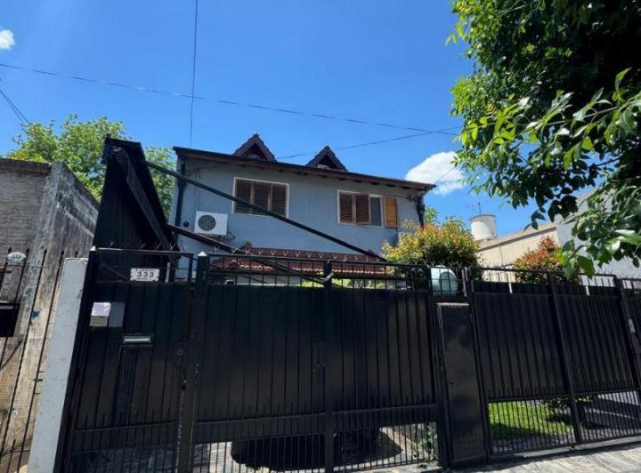 Casa · 100m² · 4 Ambientes