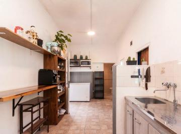 Casa 3 Ambientes en 1 Planta con Entrada de Vehiculo y Jardin con Parrilla, en Excelente Ubicación - 1 · Casa 3 Ambientes en 1 Planta con Entrada de Vehiculo y Jardin con Parrilla, en Excelente Ubicación