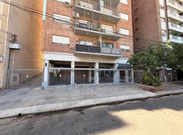 Departamento 2 Ambientes en Excelente Ubicación, a m de Av Yrigoyen - 1 · Departamento 2 Ambientes en Excelente Ubicación, a m de Av Yrigoyen