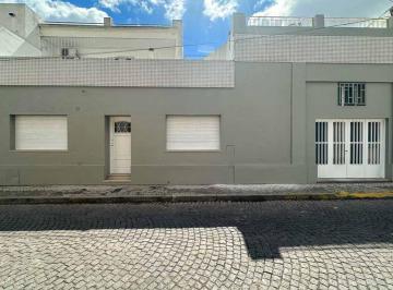 Imagen 1 - Casa de 2 dormitorios más comodín, patio con parrillero, terraza y cochera. - · Casa de 2 Dorm. Más Comodín, Patio con Parrillero, Terraza y Cochera.