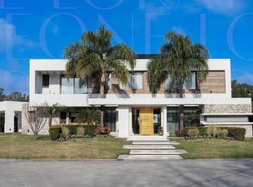 Casa · 431m² · 9 Ambientes · 2 Cocheras · Casa en Venta, 9 Ambientes, Saint Thomas Este Oeste, Canning, Exclusiva