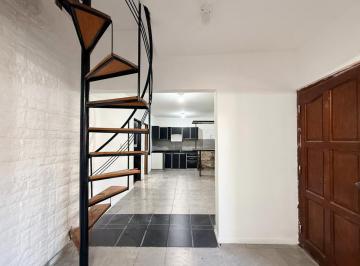 PH · 80m² · 4 Ambientes · PH en Parque San Martin