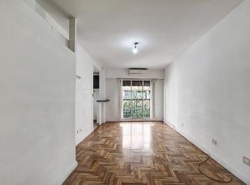 Departamento · 33m² · 1 Ambiente · Alquiler Departamento Monoambiente Luminoso Al Frente con Balcón Caballito