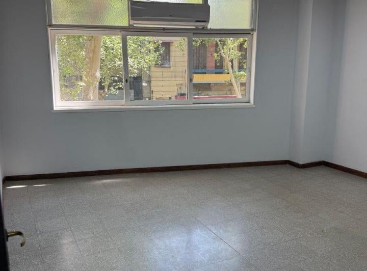 Local comercial · 120m² · 4 Ambientes · 2 Cocheras