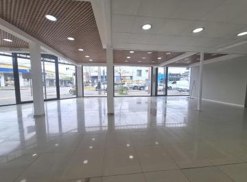Local comercial · 160m² · 2 Ambientes · Local en Alquiler Esquina Comercial Área Centro Sur