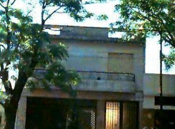 Local comercial · 90m² · Av Gral Mosconi E/ Llavalol y Campana - Amplio Local C/dep - 6x11 - 2 Bños - Patio - Sup Total 90 m²