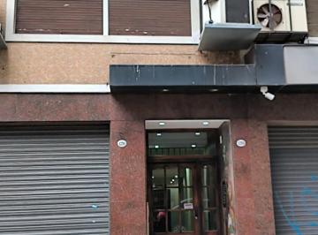 Departamento · 26m² · 1 Ambiente · Alquiler - Congreso - Alsina y S. del Estero - 1 Amb. - Alto Luminoso - Parquet - Kichinette - 23 m²