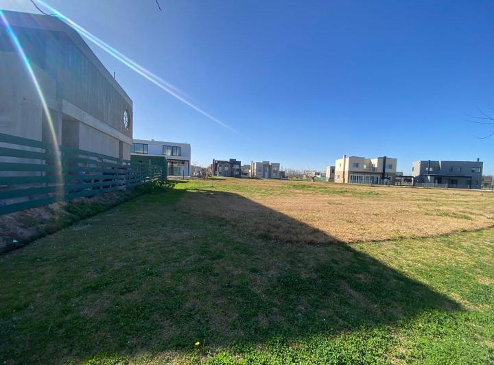 Terreno · 517m²