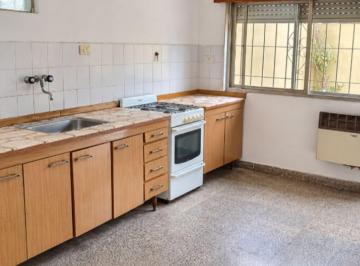 PH · 73m² · 3 Ambientes · PH 3 Amb con Patio y Parilla José L Suarez