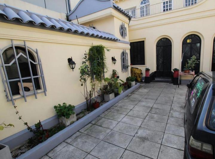 Casa · 163m² · 4 Ambientes · 1 Cochera