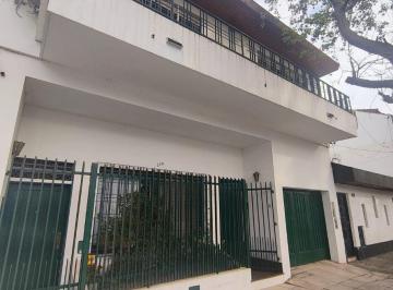 PH de 4 ambientes, Tres de Febrero · PH Al Frente de 4 Ambientes en Saenz Peña con Cochera