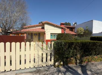 Casa · 60m² · 4 Ambientes · 1 Cochera · Casa PH 4 Ambientes - Zona Talas