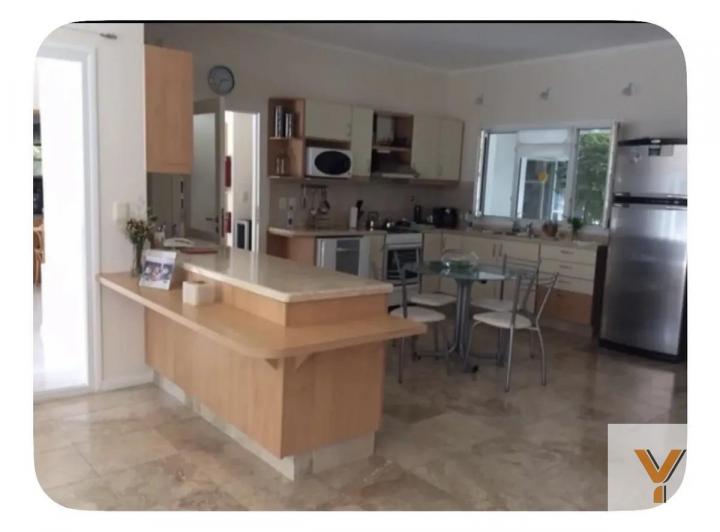 Casa · 450m² · 5 Ambientes