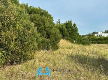 Terreno , Costa Esmeralda · Venta Lote 976 m² con Fondos Libres Costa Esmeralda Zona Forestada Nuevo Valor!