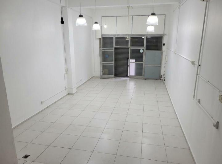 Local comercial · 100m² · 5 Ambientes