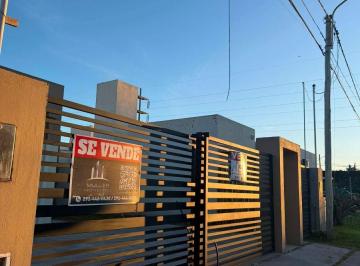 Casa de 5 ambientes, Bahía Blanca · Casa en Venta a Estrenar Apta Credito en Barrio Molina Campos