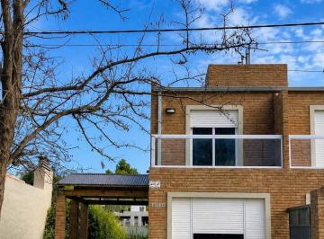Casa de 4 ambientes, Bahía Blanca · Duplex en Venta en Barrio Parque San Ignacio con Posibilidad de Ampliacion y Proyectar Pileta
