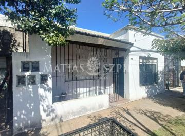 PH · 68m² · 3 Ambientes · Venta PH en Moron