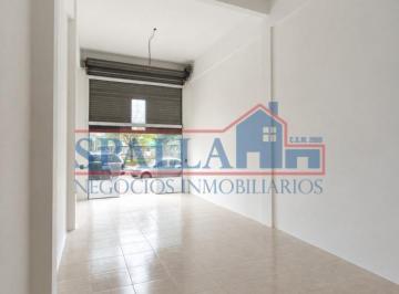Local comercial · 40m² · 1 Ambiente · Local Comercial en Alquiler - Frente a La Estacion de Grand Bourg