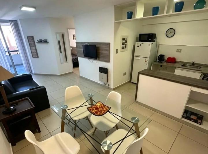 Departamento · 70m² · 2 Ambientes · 1 Cochera