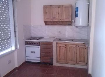 PH de 2 ambientes, Lanús · A 7 Cuadras de Estacion Casa PH 2 Amb Interno C/ Patio Sin Expensas