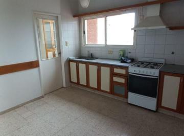 Departamento de 4 ambientes, Bahía Blanca · Semipiso 3 Dorm., Cochera y Terraza Propia