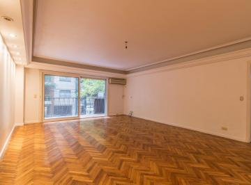 Departamento · 128m² · 4 Ambientes · 1 Cochera · Piso de Cuatro Ambientes - Palermo Nuevo - Cochera y Baulera