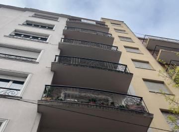 Departamento de 4 ambientes, Mar del Plata · Semipiso 4 Ambientes C/dependencia, Todo Externo. Edificio Señorial con Detalles de Categoría.