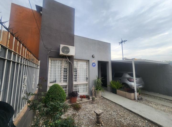 Casa · 62m² · 3 Ambientes · 1 Cochera