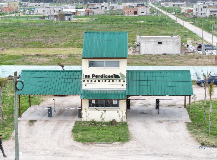 Terreno · 300m²