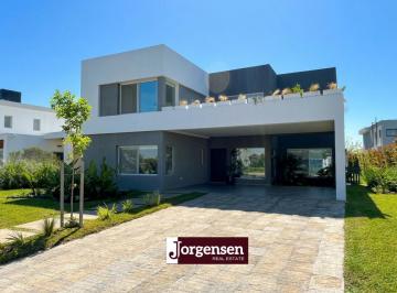 Casa de 5 ambientes, Escobar · Excelente Casa Estilo Moderno - Acacias, Puertos
