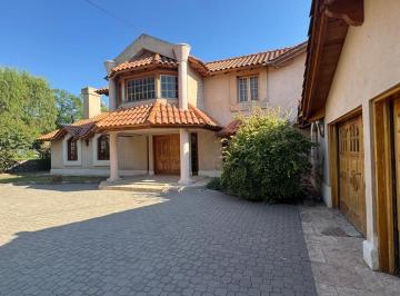 Casa · 400m² · 8 Ambientes · 2 Cocheras · Vende Casa en Dalvian Barrio Privado