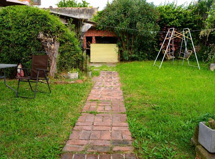 Casa · 106m² · 4 Ambientes · 1 Cochera