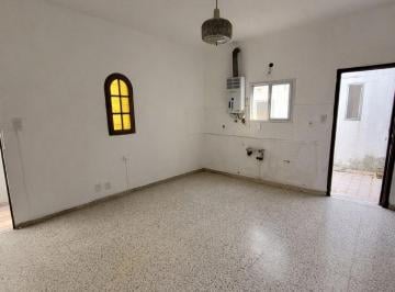 PH · 47m² · 3 Ambientes · PH Venta Lanús 3 Ambientes Patio Terraza