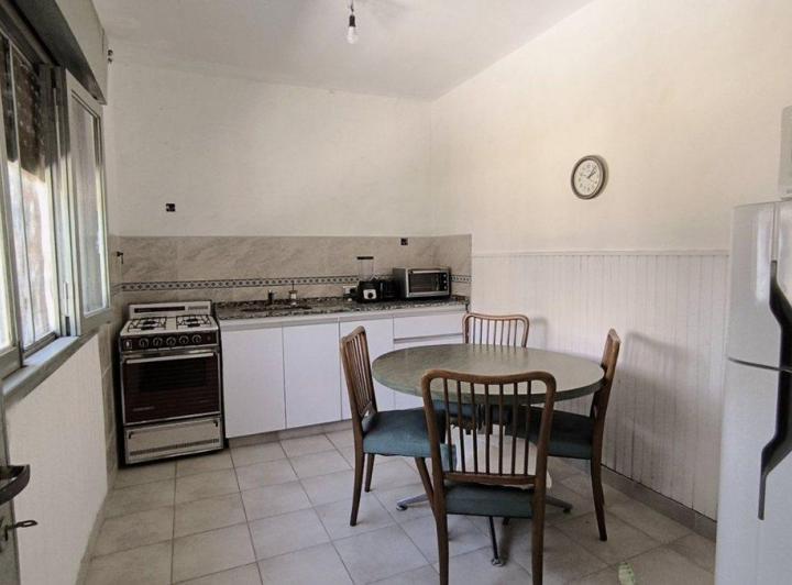 Casa · 120m² · 2 Ambientes · 1 Cochera
