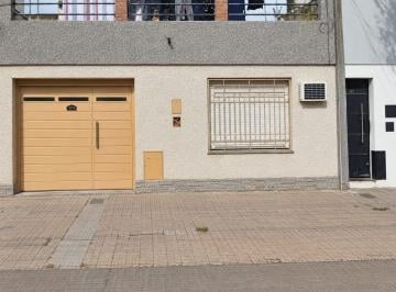 Casa · 89m² · 4 Ambientes · 1 Cochera · Casa en Venta 3 Dorm. Zona Sur Rosario