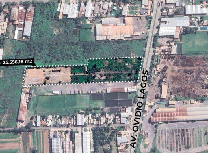 Terreno · 25556m²
