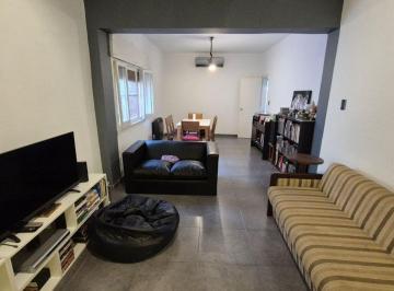 PH · 92m² · 3 Ambientes · Casa PH de 3 Ambientes en Quilmes a La Venta